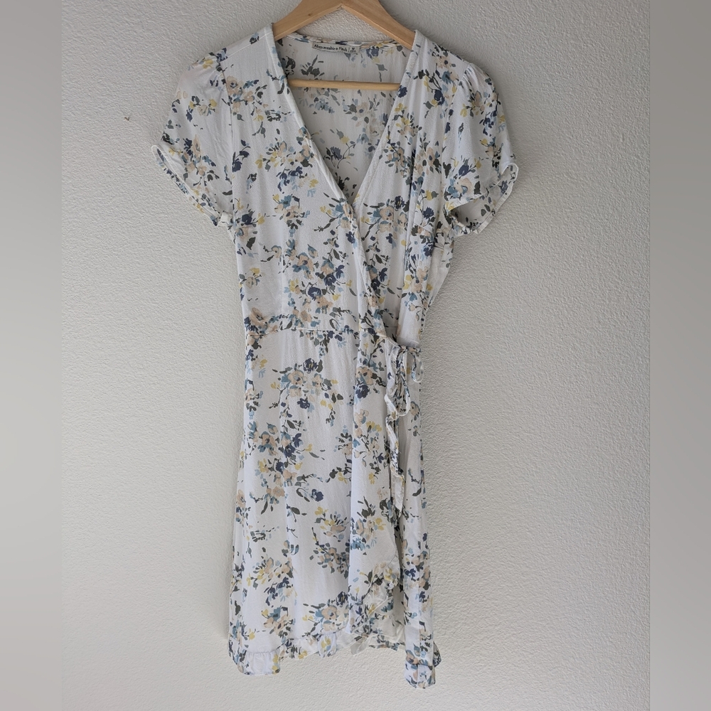 Abercrombie & Fitch White Floral Wrap Midi Dress with Blue and Yellow Flowers